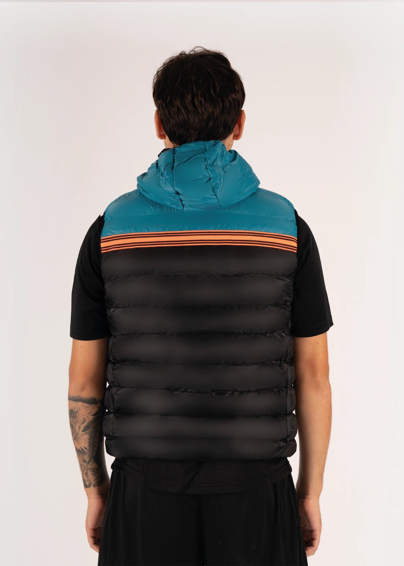 #farbe_petrol-schwarz