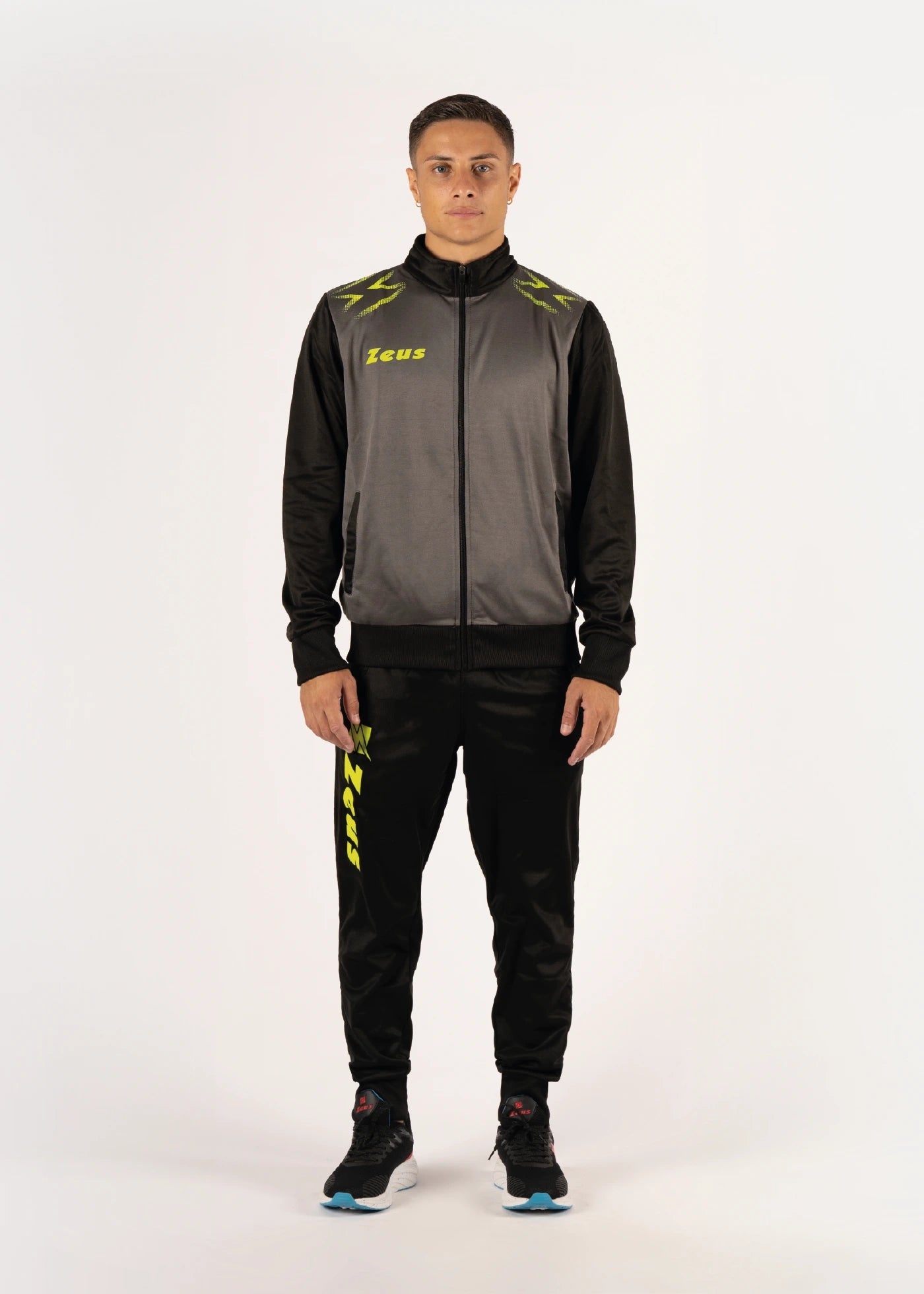 #farbe_schwarz-dunkelgrau