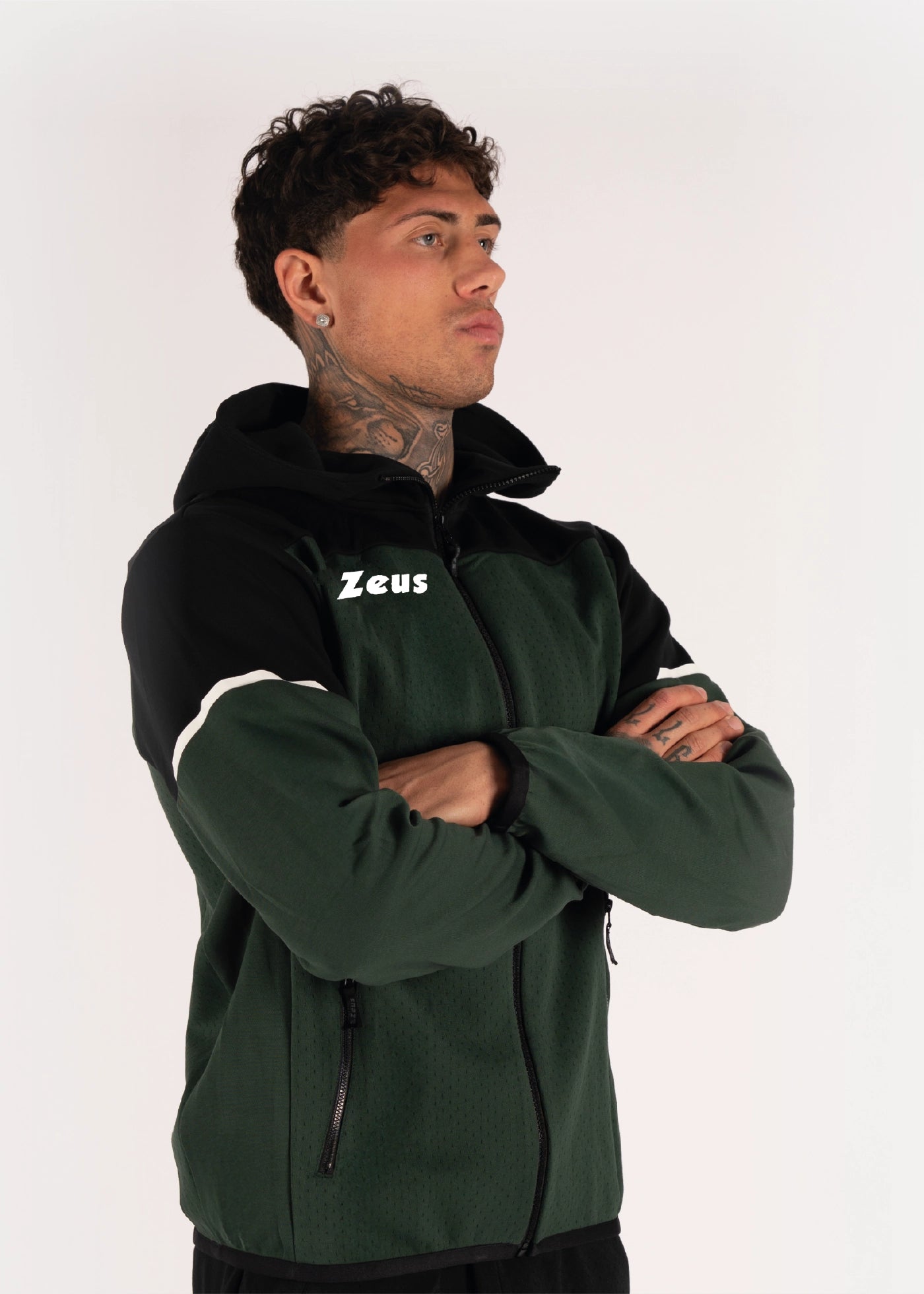 #farbe_schwarz-militärgrün