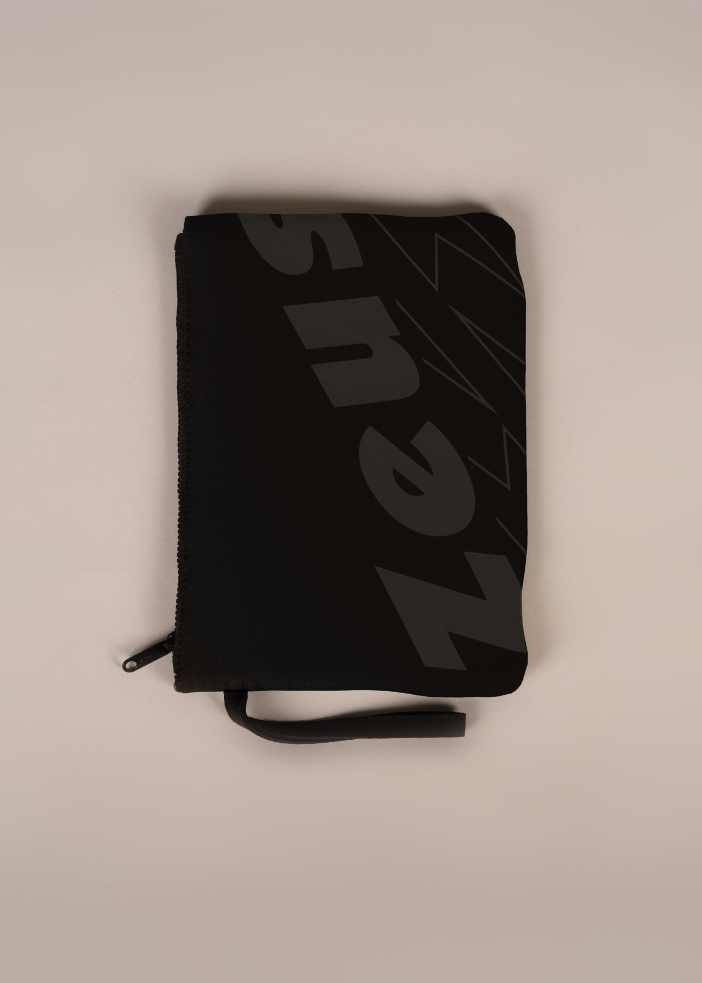 #farbe_Schwarz mit Logo