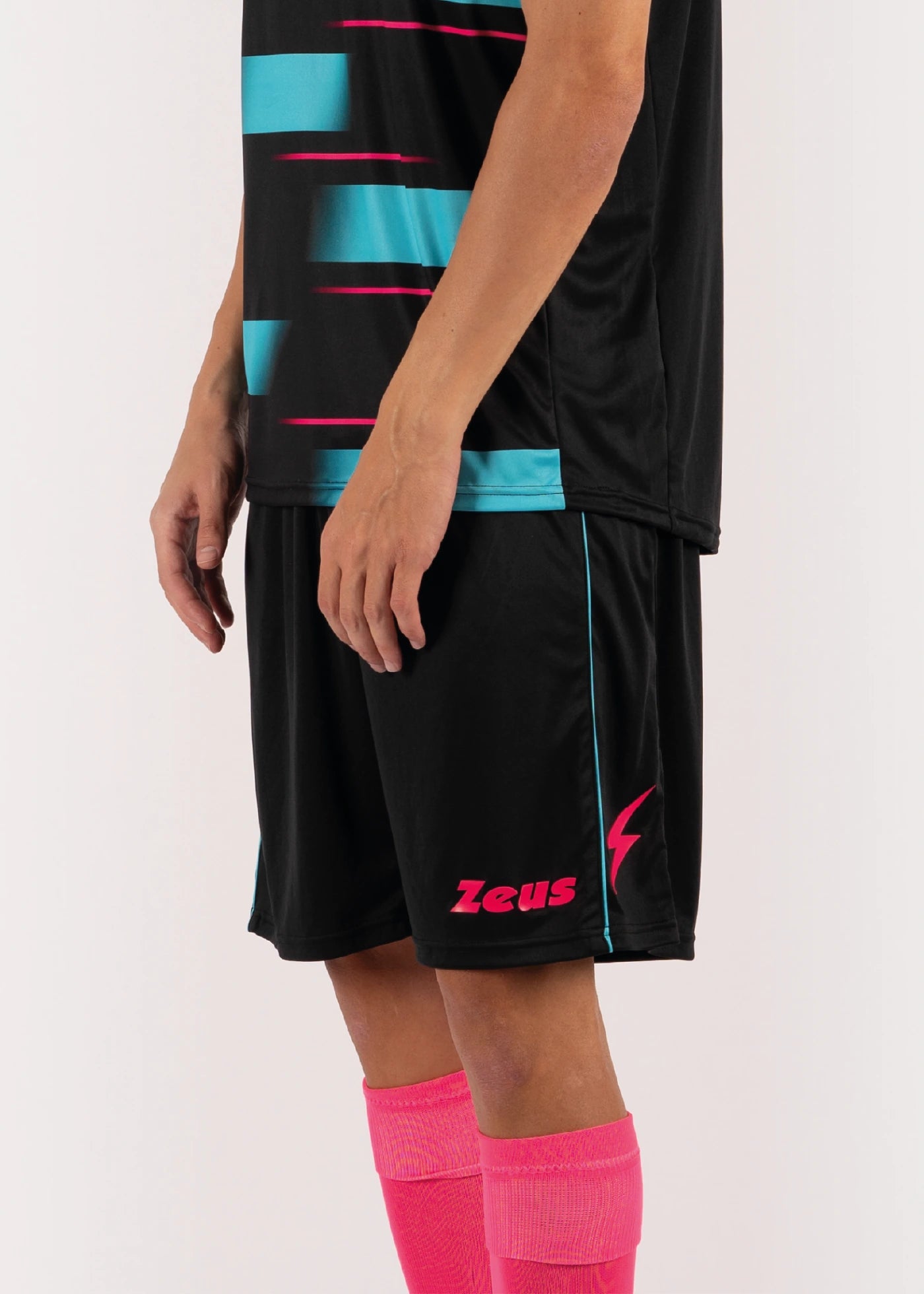 #farbe_schwarz-wasserblau