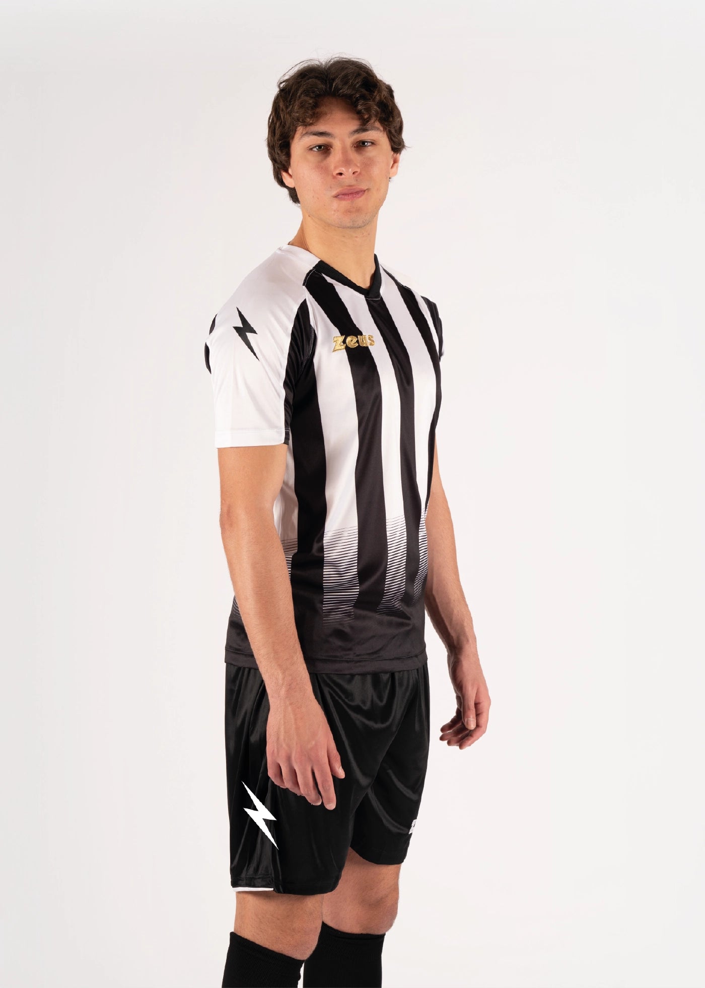 #farbe_schwarz-weiß