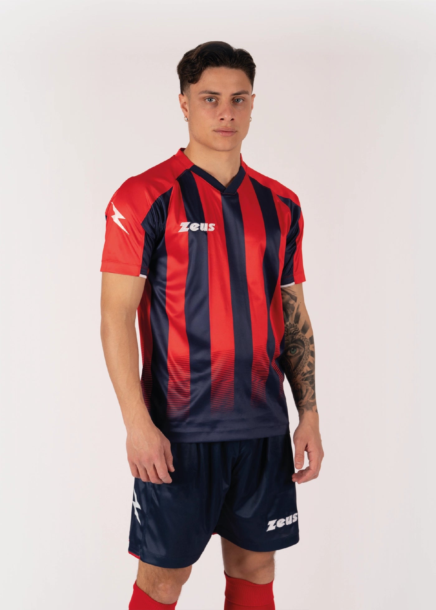 #farbe_rot-navy blau