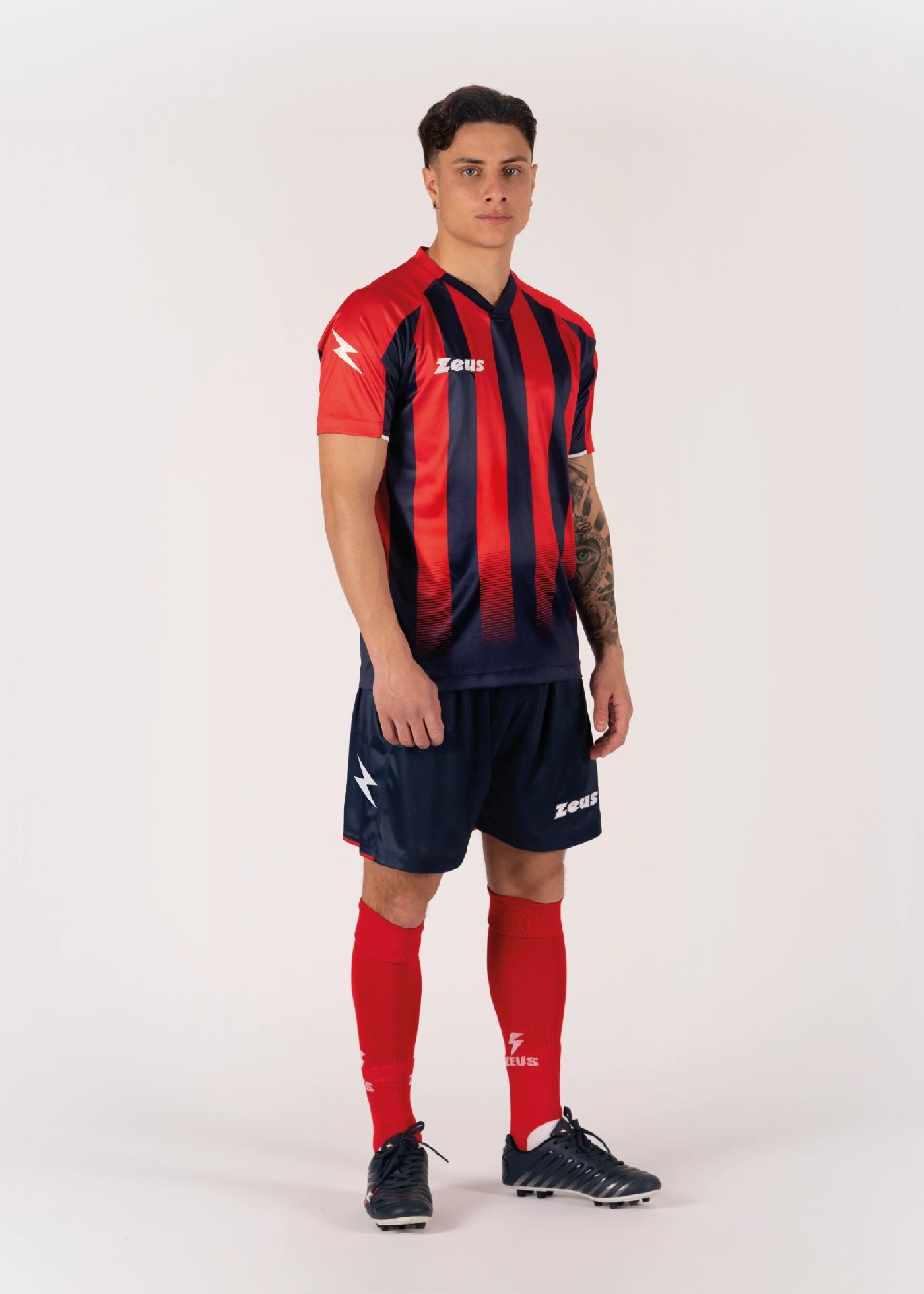 #farbe_rot-navy blau