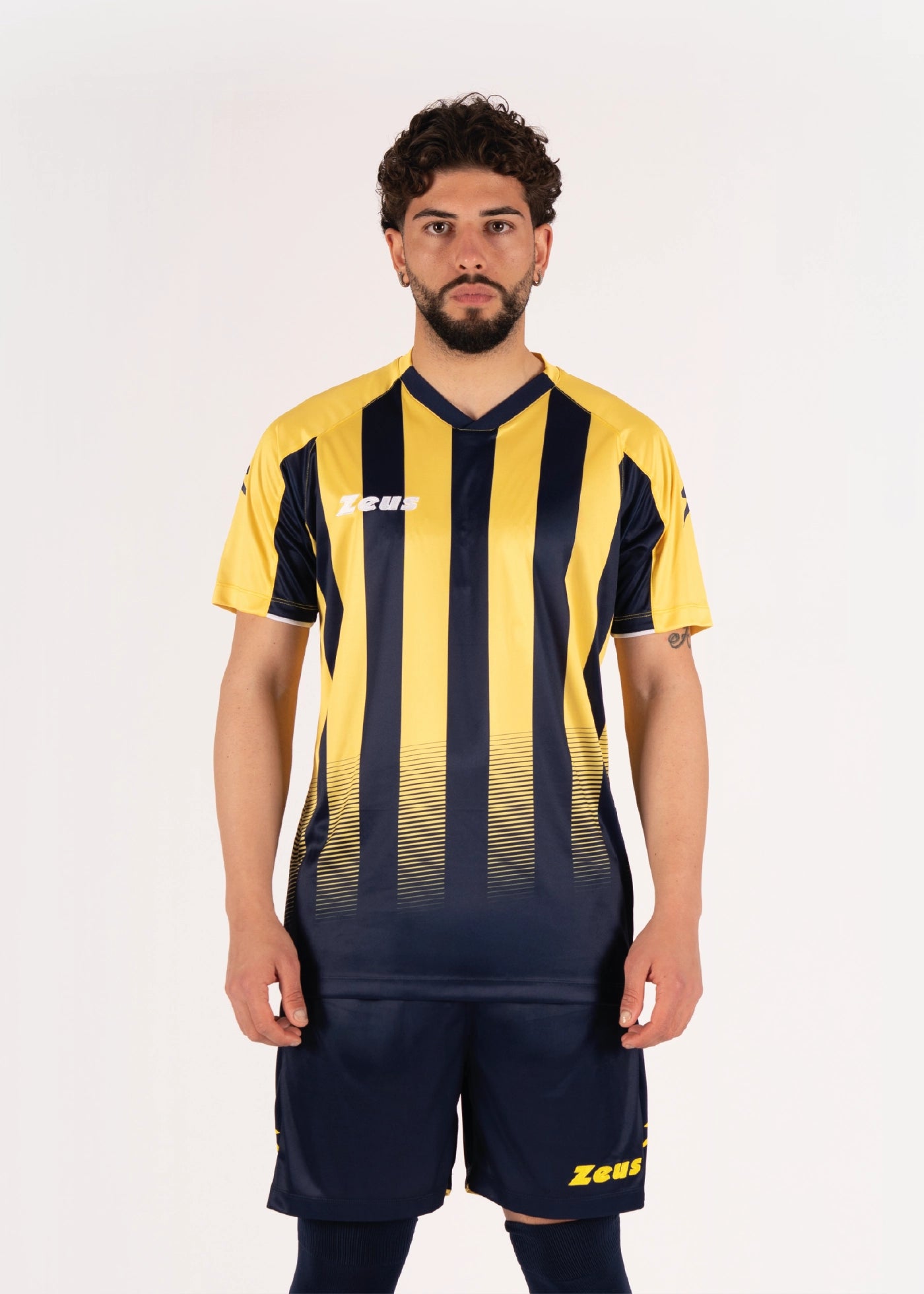 #farbe_gelb-navy blau