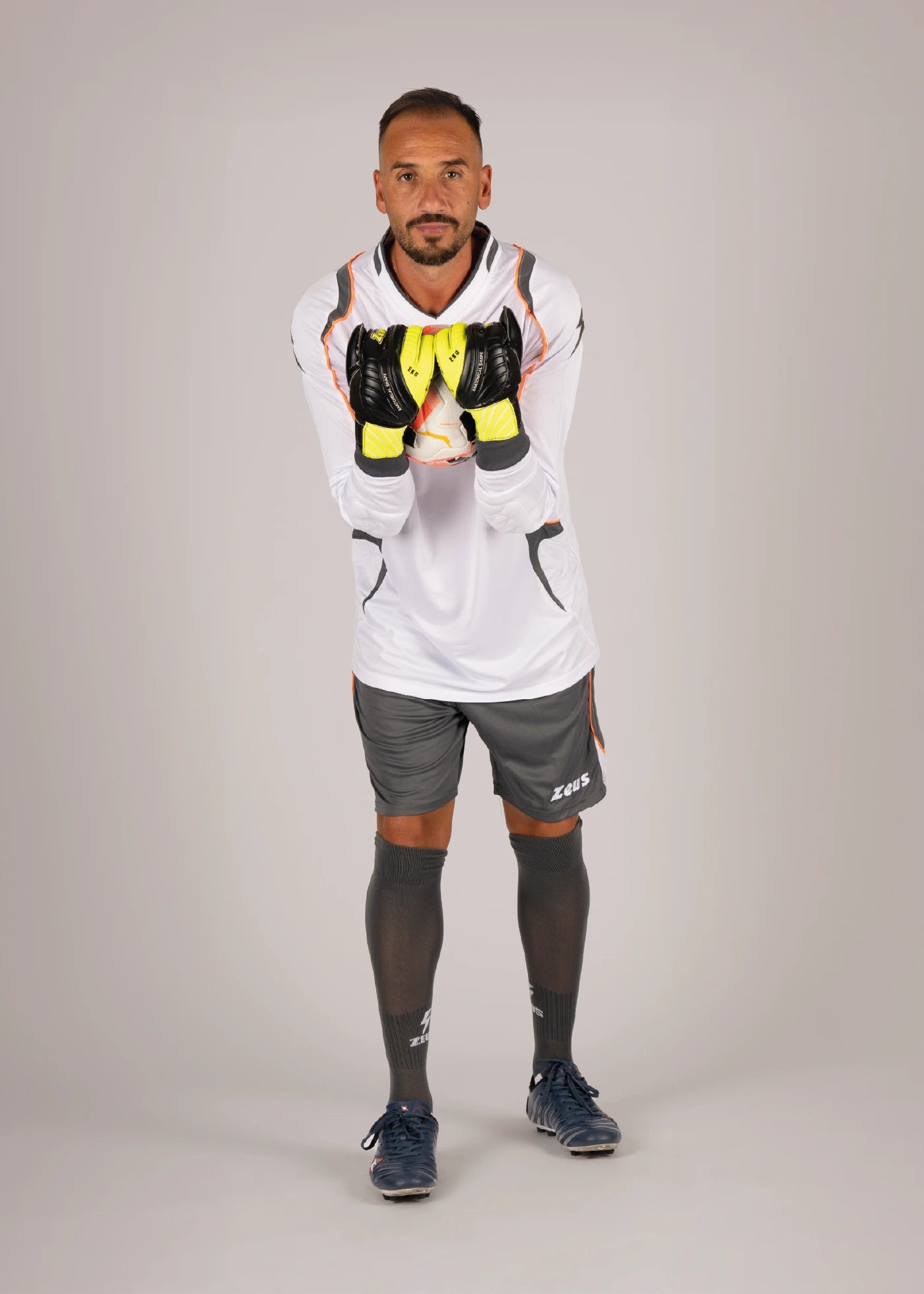 #farbe_weiß-dunkelgrau