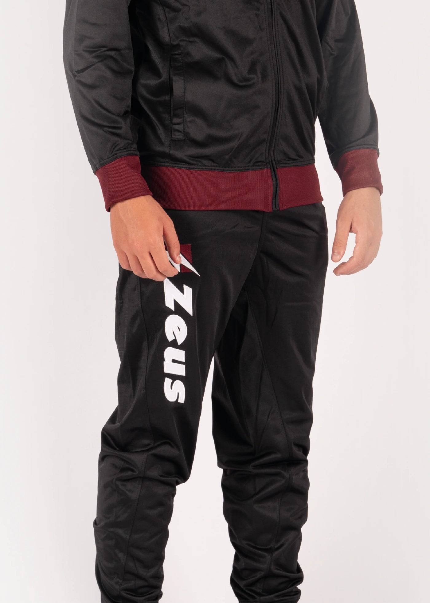 #farbe_schwarz-bordeaux