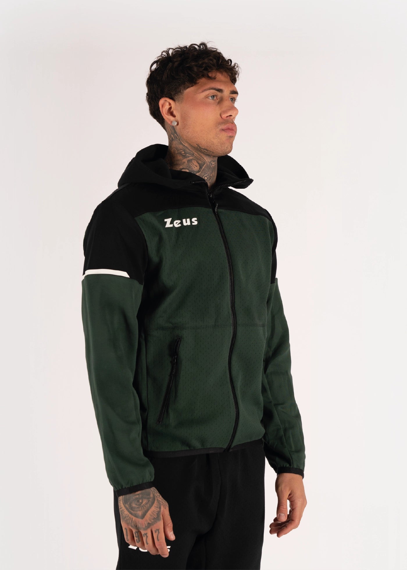 #farbe_schwarz-militärgrün