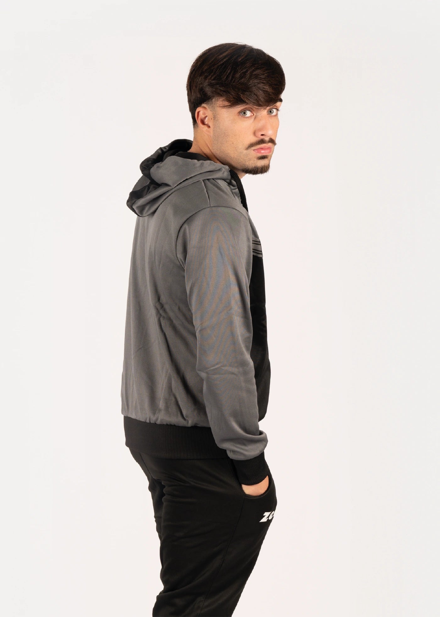 #farbe_dunkelgrau-schwarz