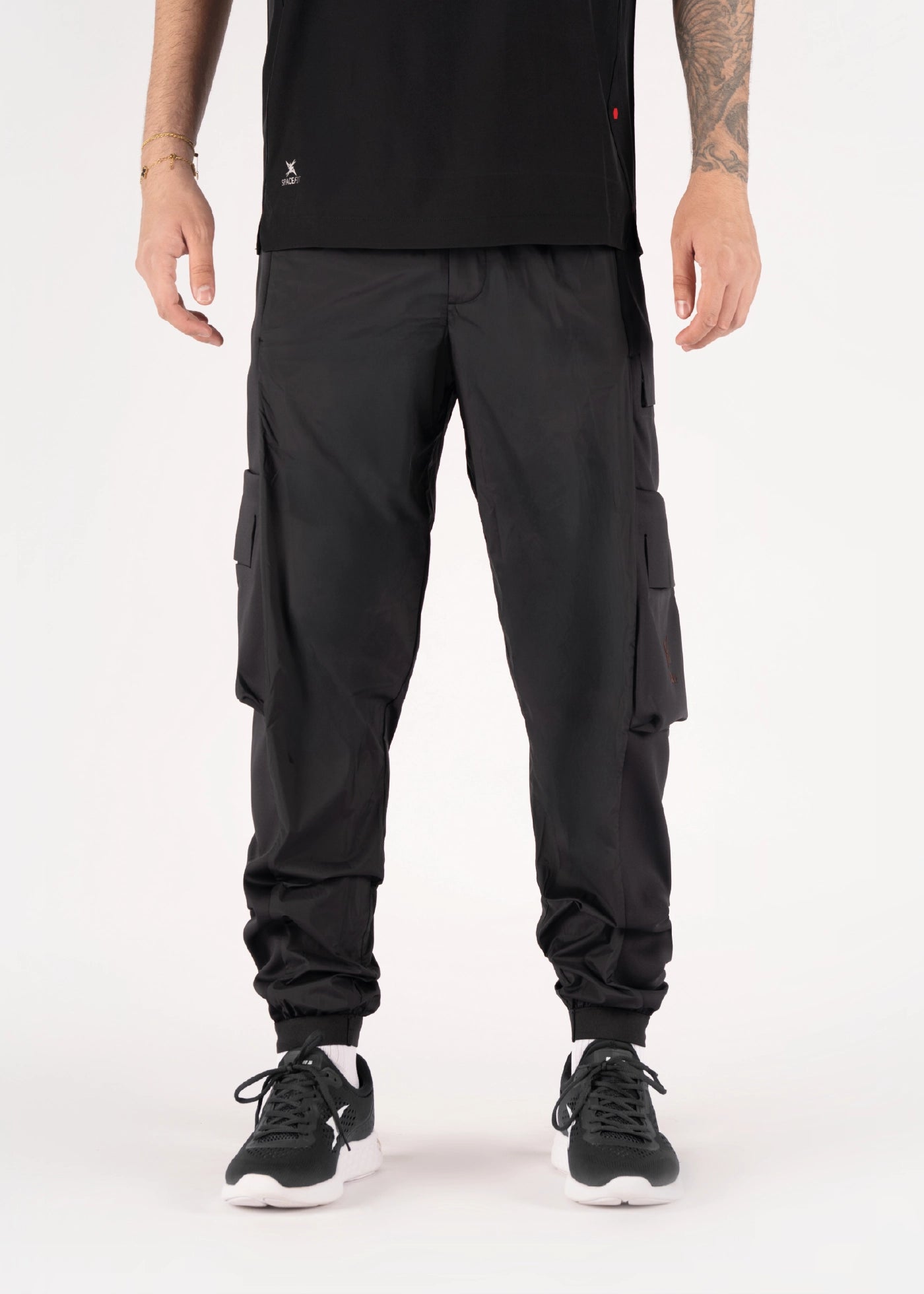 #farbe_dunkelgrau-rot