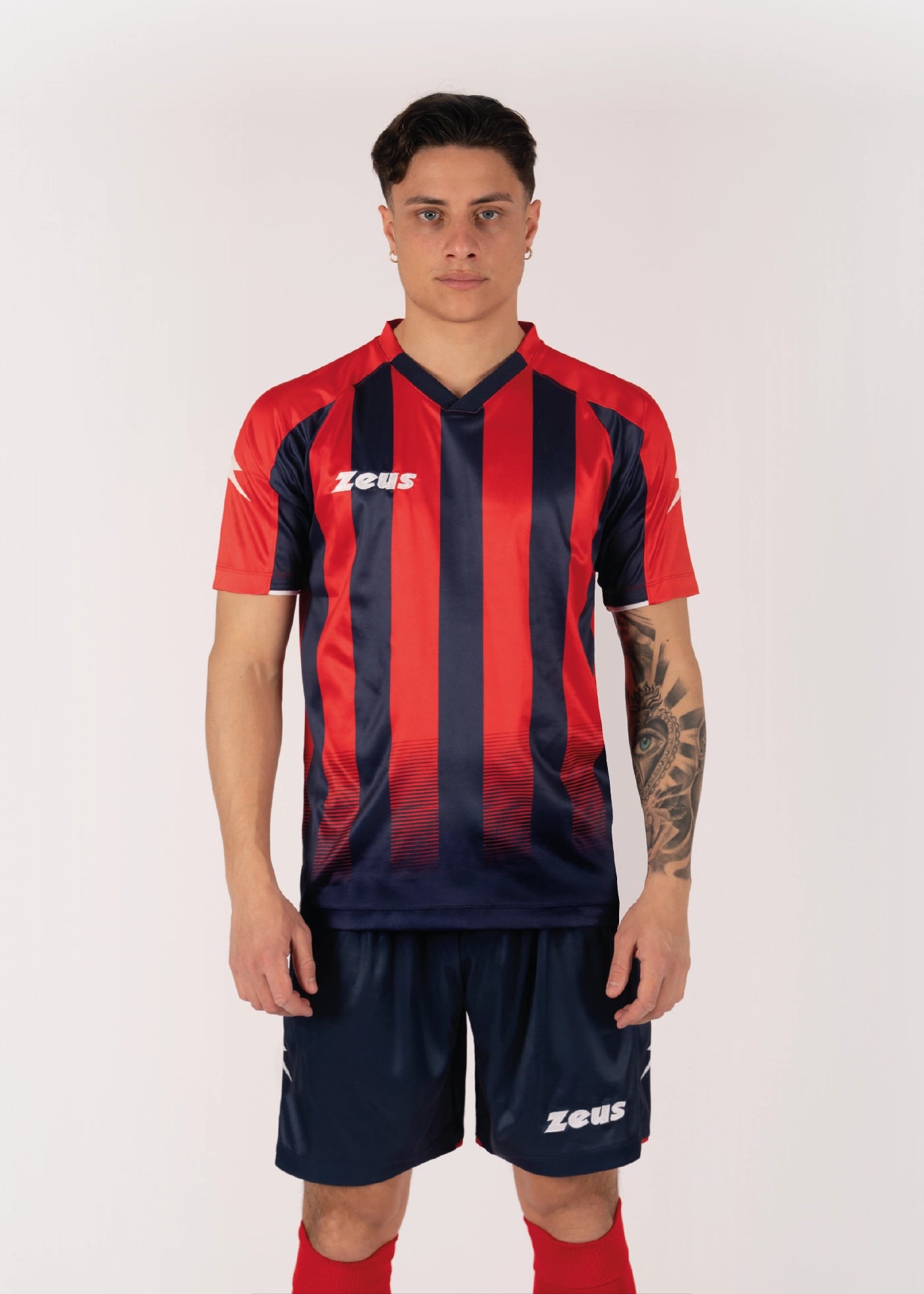 #farbe_rot-navy blau