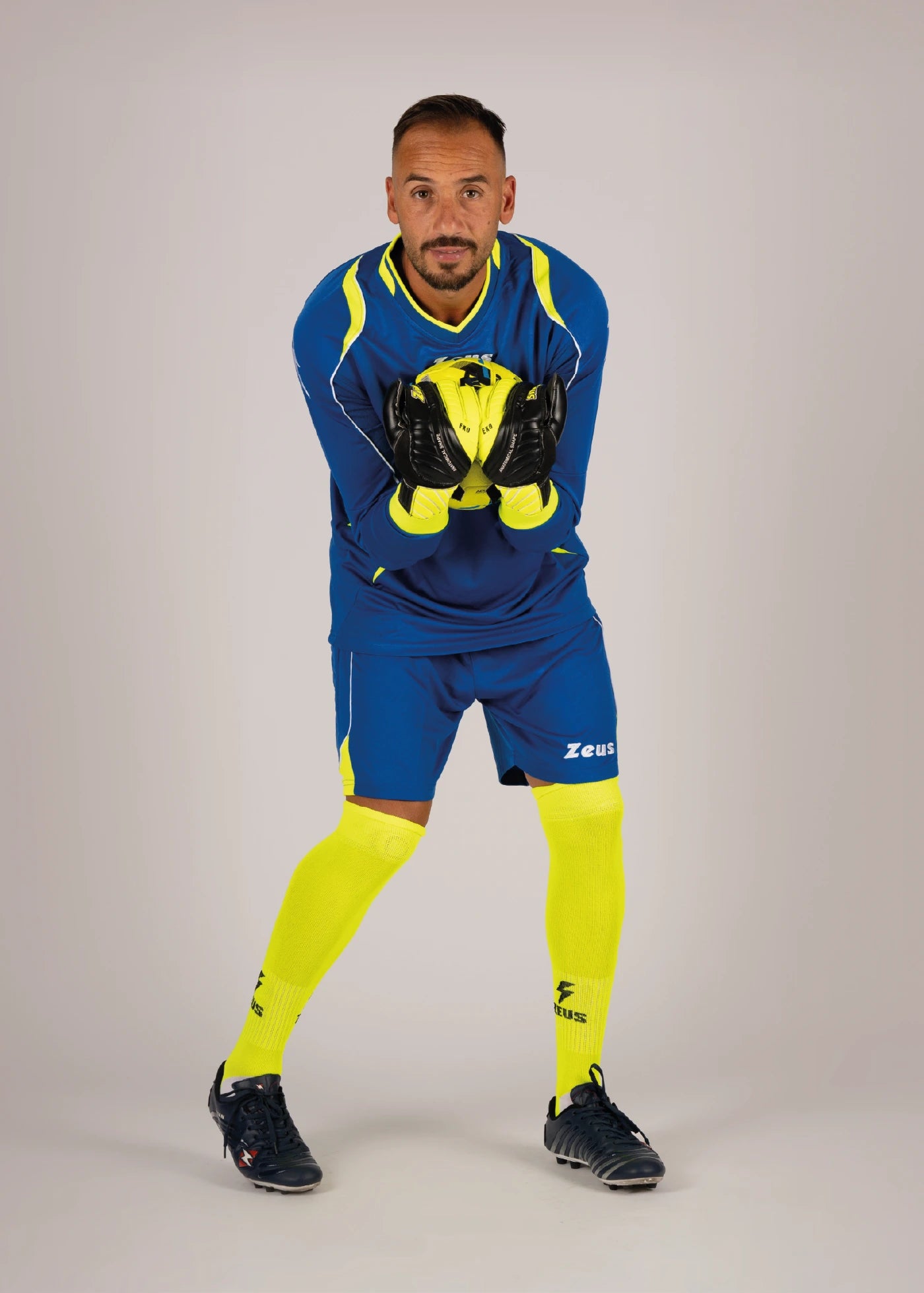 #farbe_electric royal-neon gelb