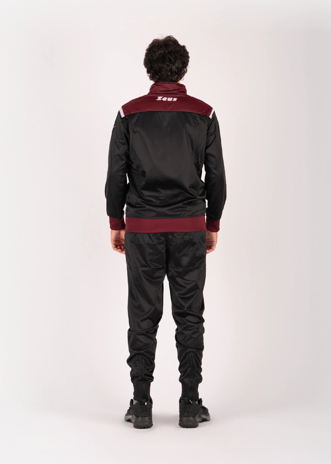 #farbe_schwarz-bordeaux