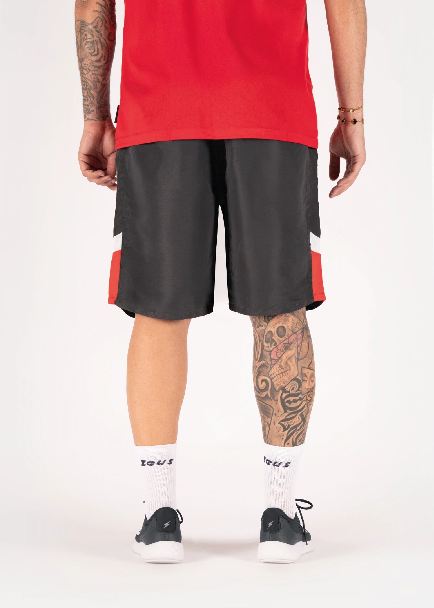 #farbe_dunkelgrau-rot